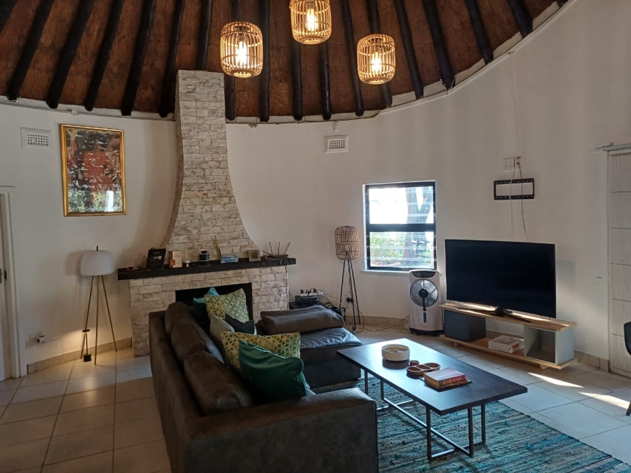 3 Bedroom Property for Sale in Kosmos North West